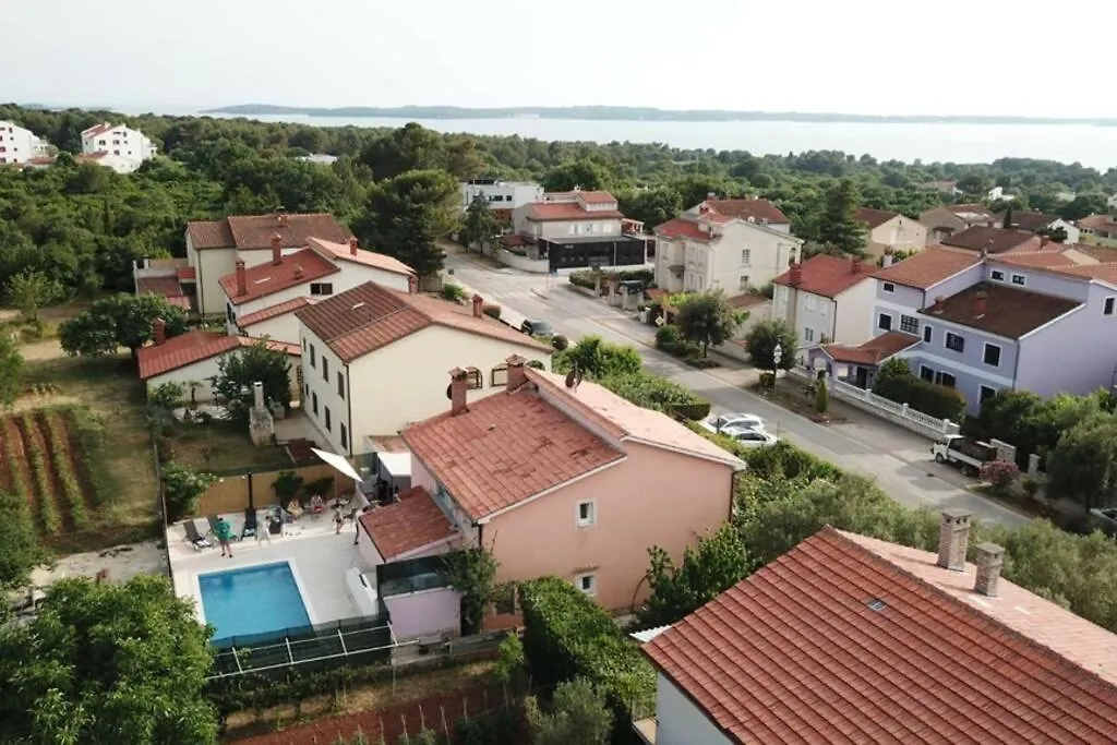Flora Relax House, Free Parking Villa Peroj Croatia