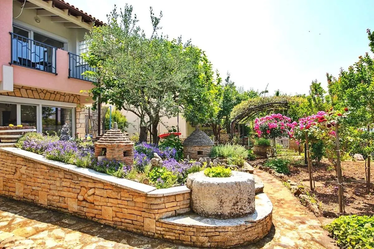 Flora Relax House, Free Parking Villa Peroj