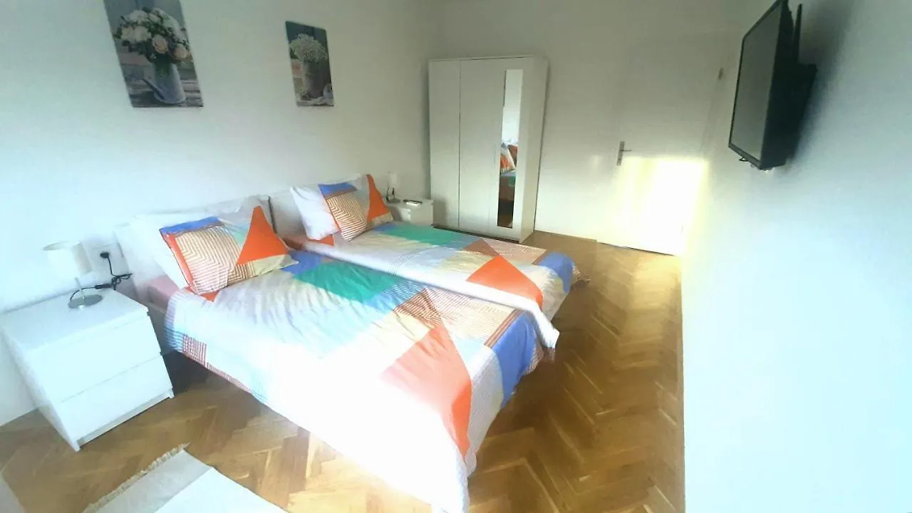 Flora Relax House, Free Parking Villa Peroj 0*,