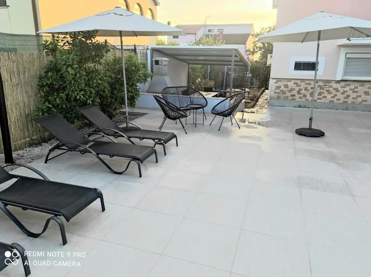 Flora Relax House, Free Parking Villa Peroj Croatia