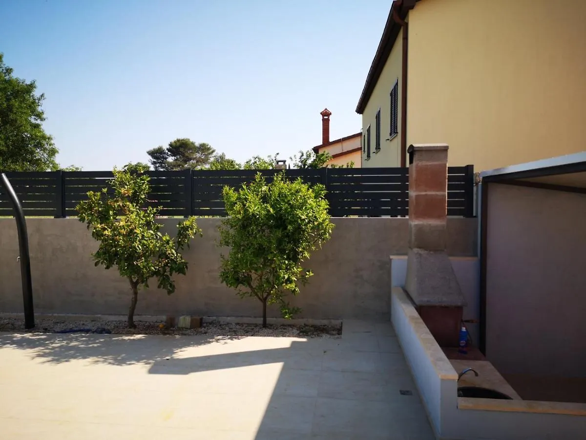Vila Flora Relax House, Free Parking Peroj